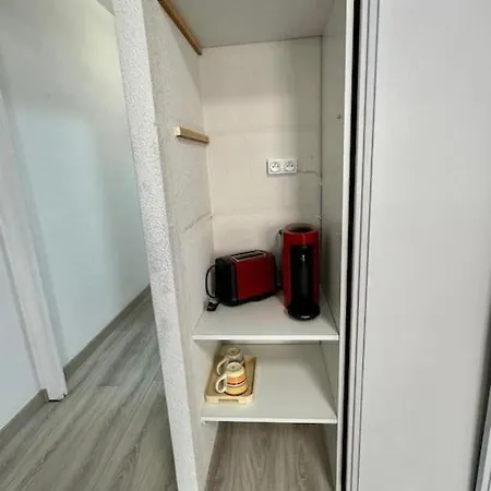 Méditerranée, 2 Pièces Très Calme, Clime, Centre Apartamento *