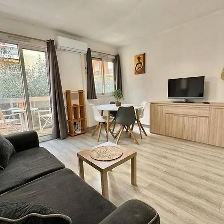 Méditerranée, 2 Pièces Très Calme, Clime, Centre *