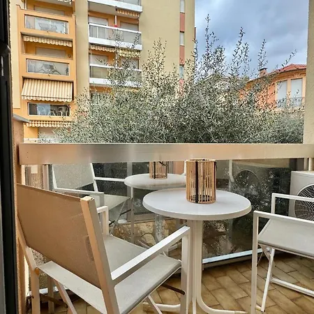 Apartman Mediterranee, 2 Pieces Tres Calme, Clime, Centre