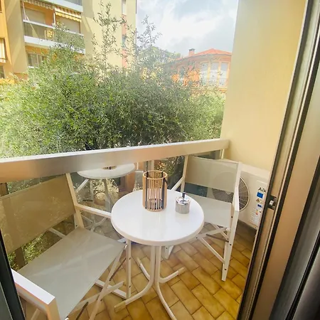 Mediterranee, 2 Pieces Tres Calme, Clime, Centre * Μεντόν