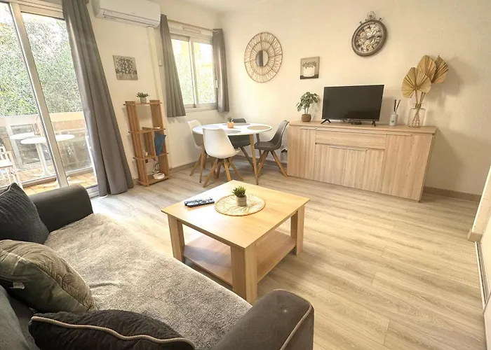 Mediterranee, 2 Pieces Tres Calme, Clime, Centre 芒通