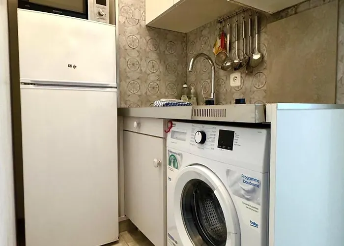 Mediterranee, 2 Pieces Tres Calme, Clime, Centre